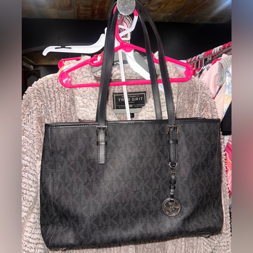 Michael Kors Black Signature Tote